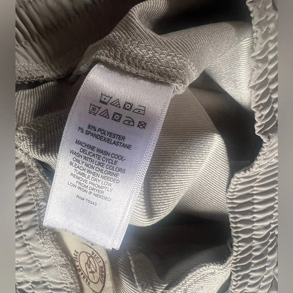 Panama Jack pull on performance pants size 32 in excellent like-new condition - Picture 7 of 7